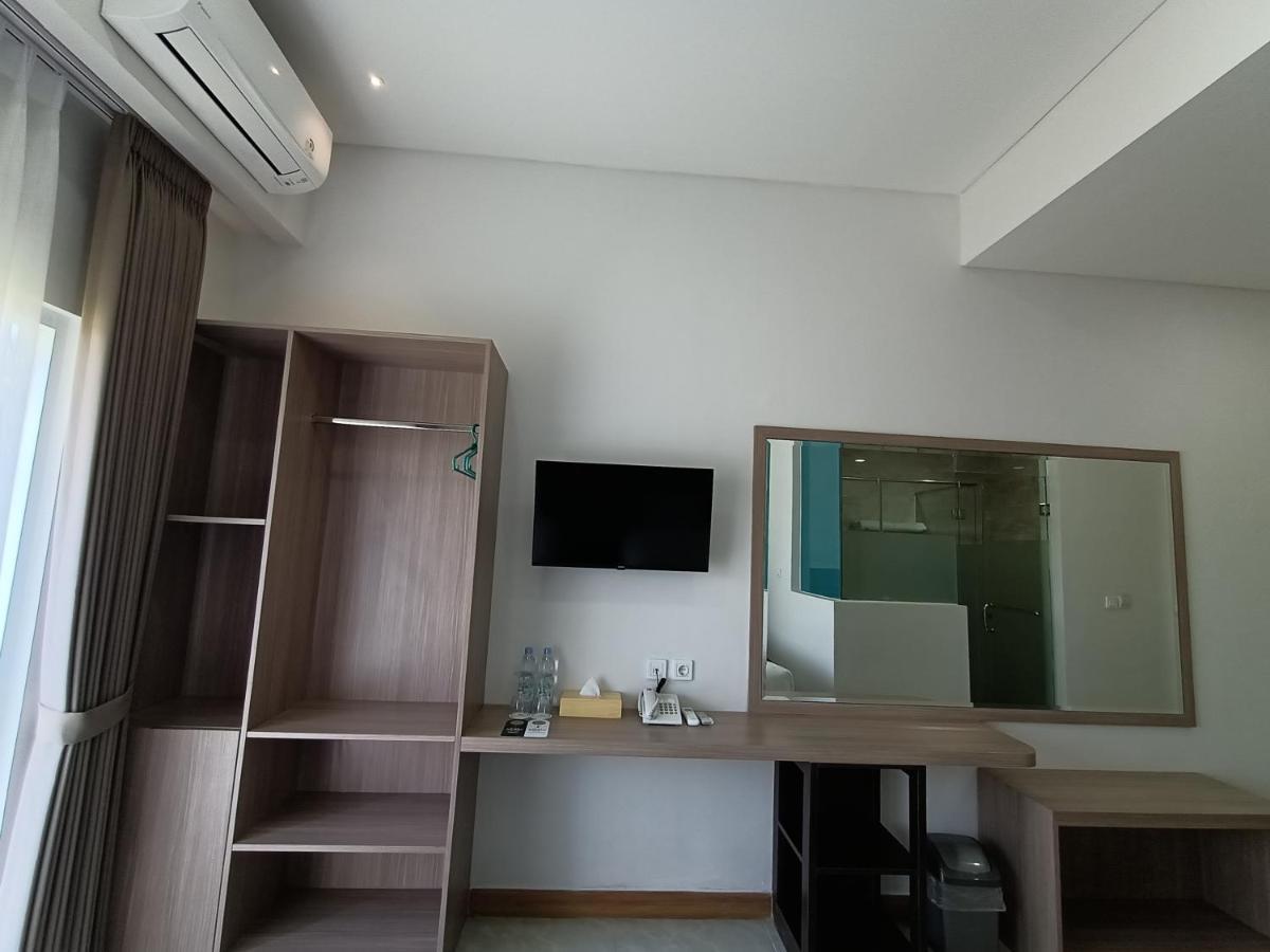 Grand Samota Hotel Sumbawa Esterno foto